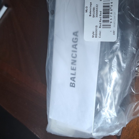 NWT Balenciaga Sunglasses, Unisex - Picture 5 of 5